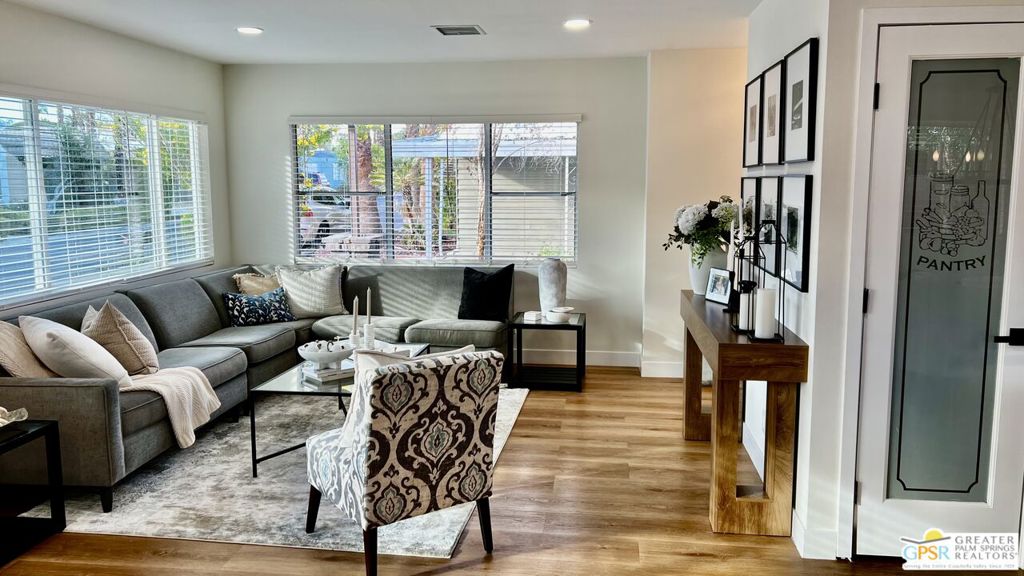 Date Palm Country Cl - Manufactured In Park