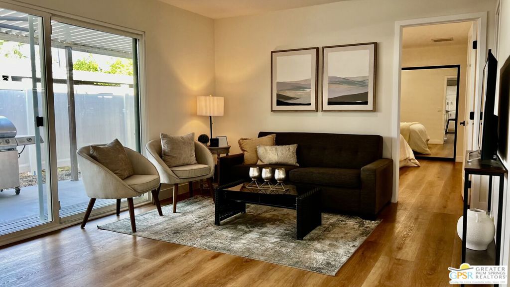 Date Palm Country Cl - Manufactured In Park