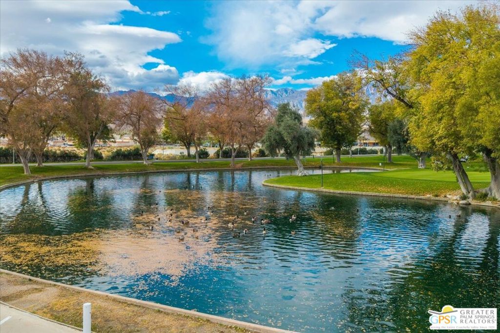 Date Palm Country Cl - Manufactured In Park