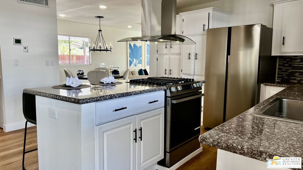 Date Palm Country Cl - Manufactured In Park