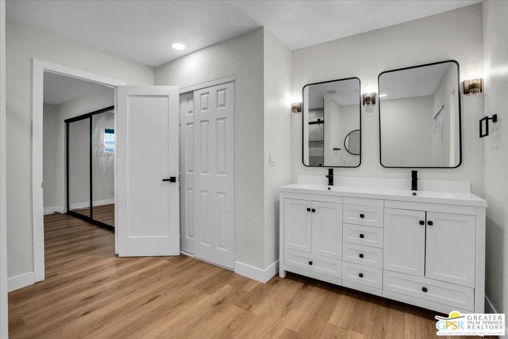 Date Palm Country Cl - Manufactured In Park