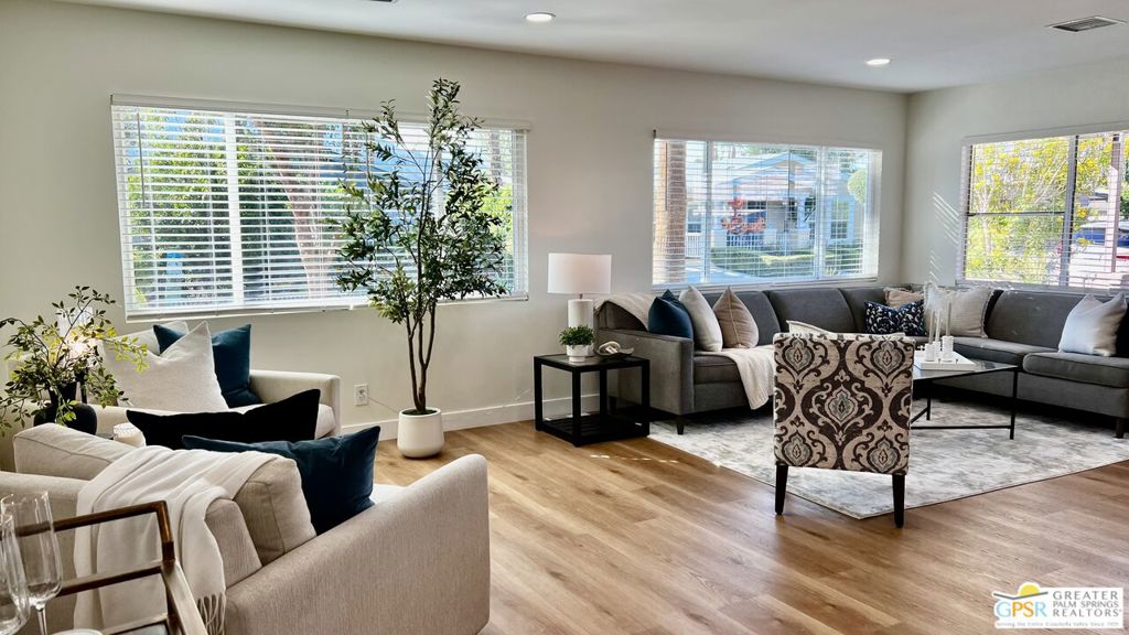 Date Palm Country Cl - Manufactured In Park