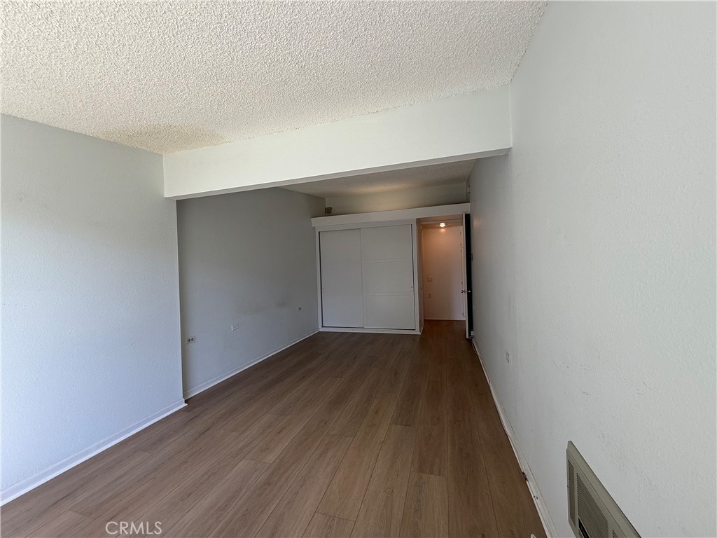1533 Merion Way 26K