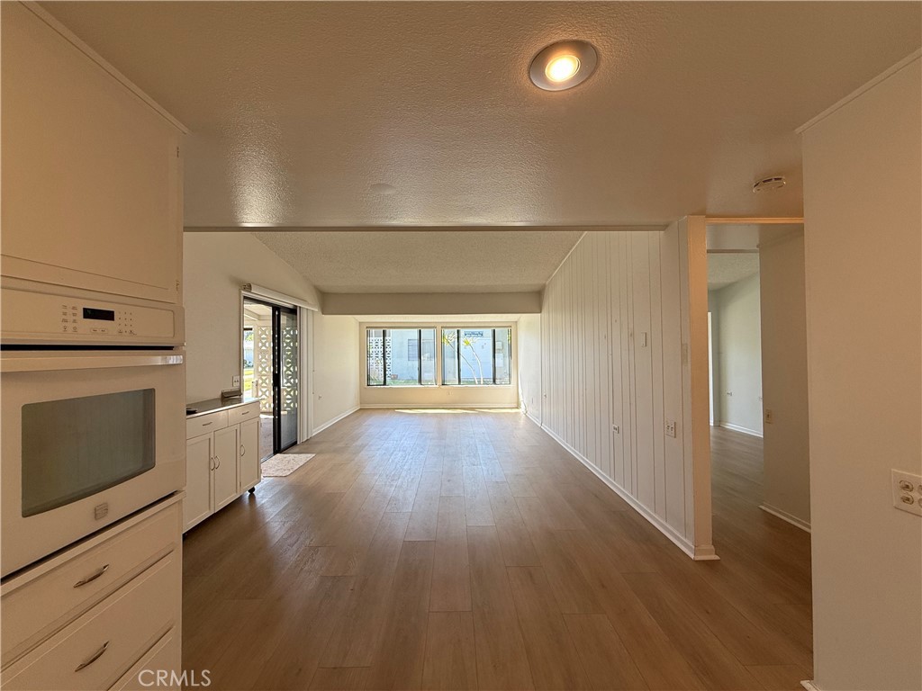 1533 Merion Way 26K