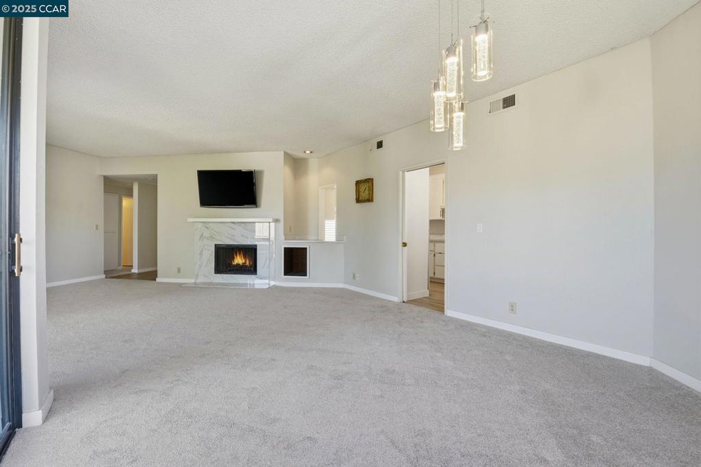 ROSSMOOR - Residential