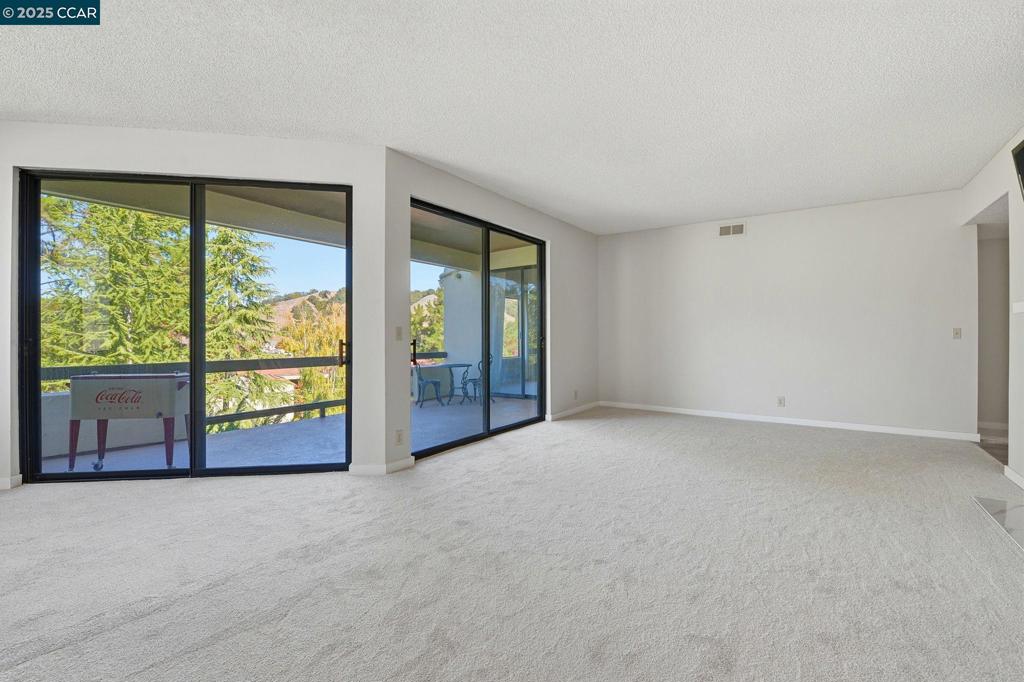 ROSSMOOR - Residential