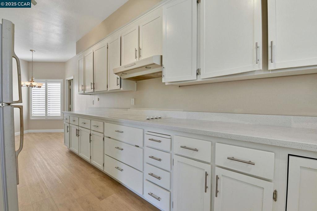 ROSSMOOR - Residential