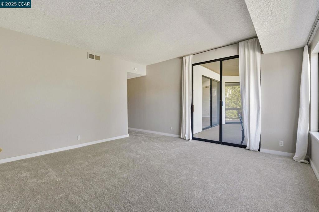 ROSSMOOR - Residential