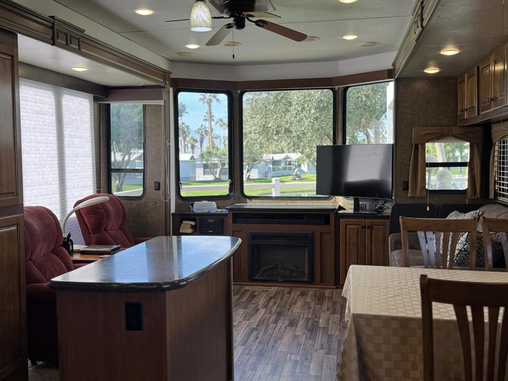 Rancho Casa Blanca - Manufactured In Park