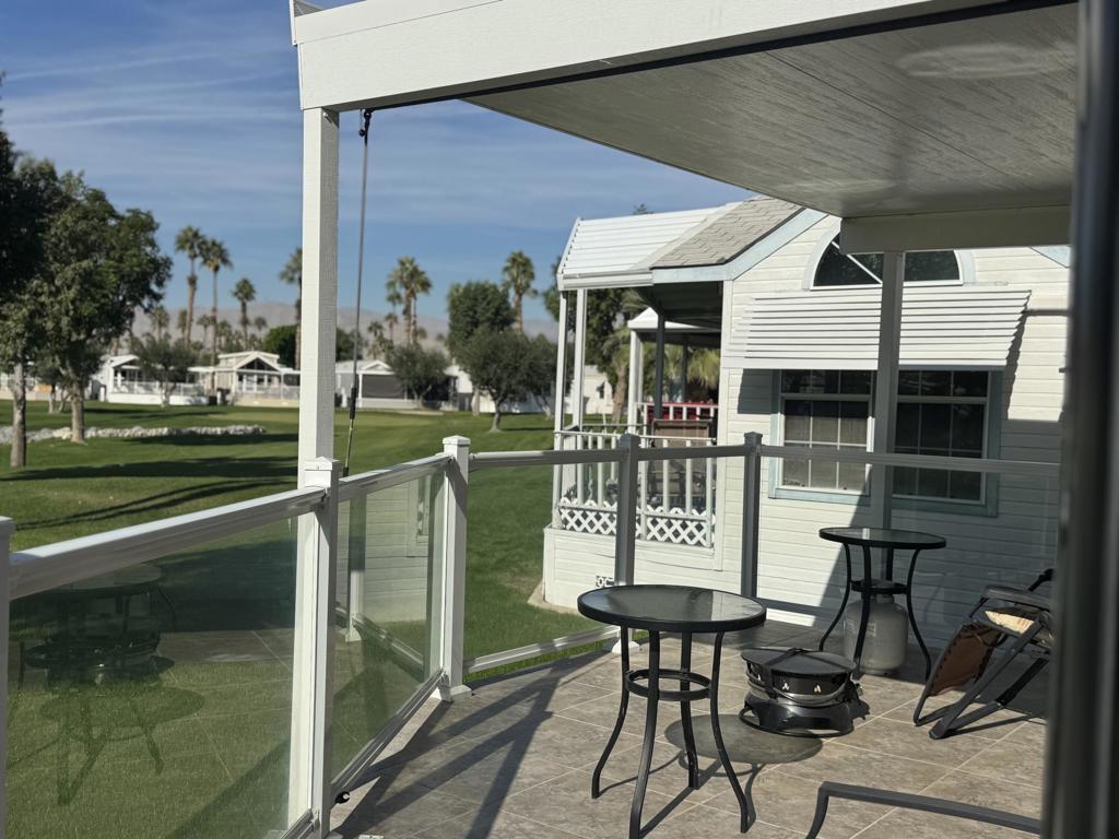 Rancho Casa Blanca - Manufactured In Park