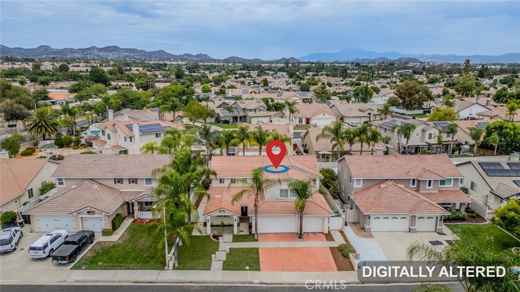 24320 Calle Estancia