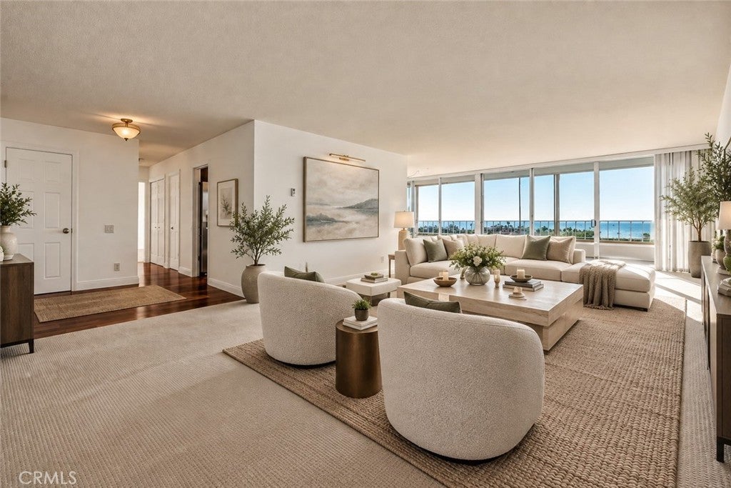 32614 Coastsite 305E