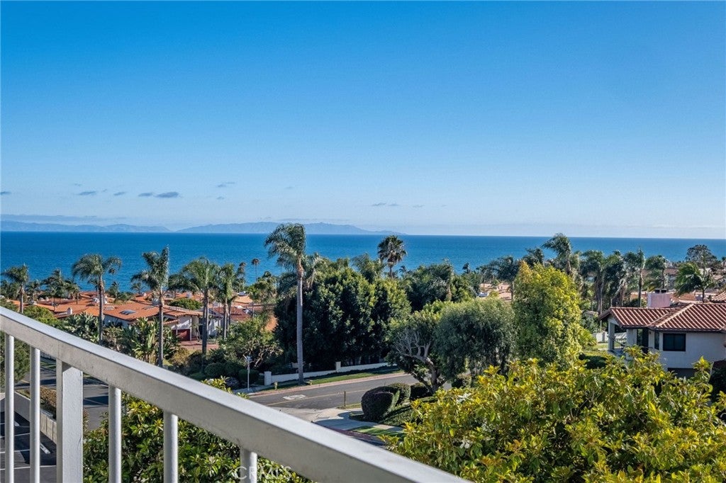 Photo of 32614 Coastsite DR #305E, Rancho Palos Verdes, CA 90275 (MLS # PV26136357)