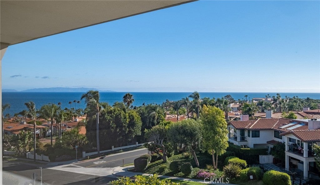 32614 Coastsite 305E