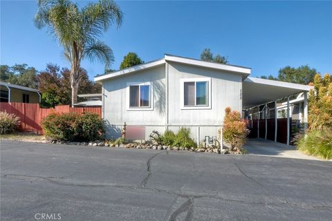 Photo of 3909 Reche Road Rd #125, Fallbrook, CA 92028 (MLS # IG26088567)
