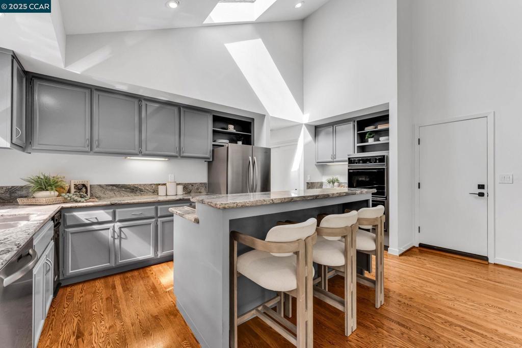 TICE VALLEY OAKS - Residential