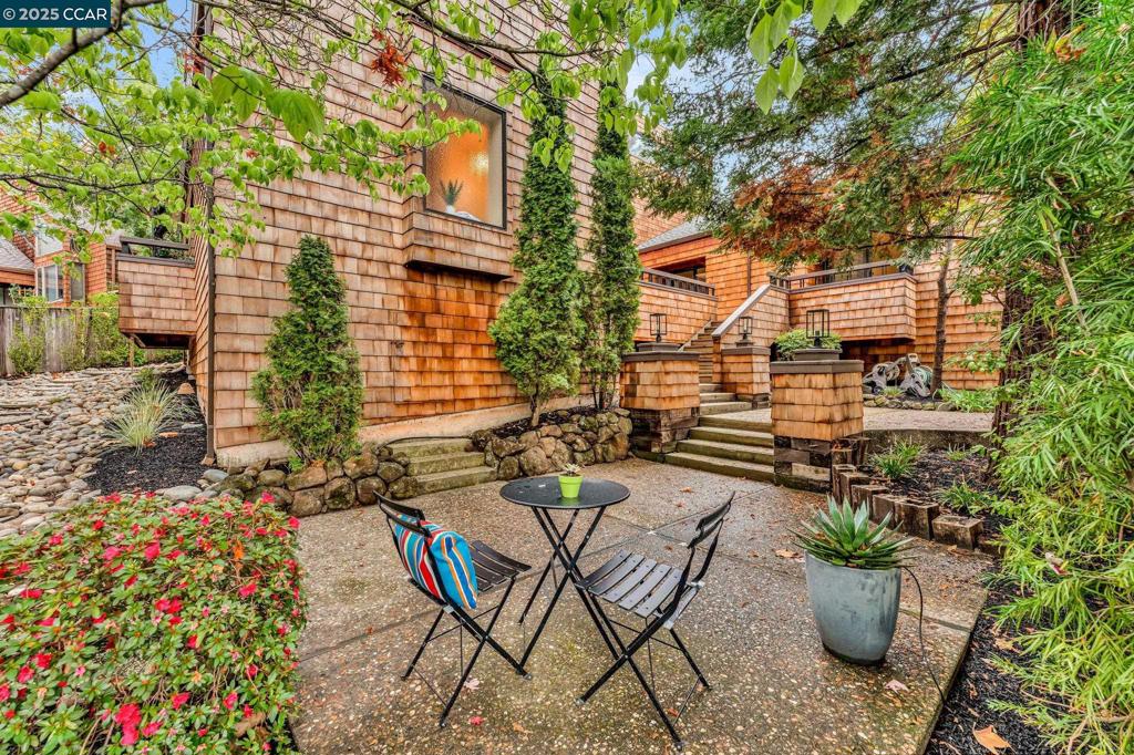 TICE VALLEY OAKS - Residential