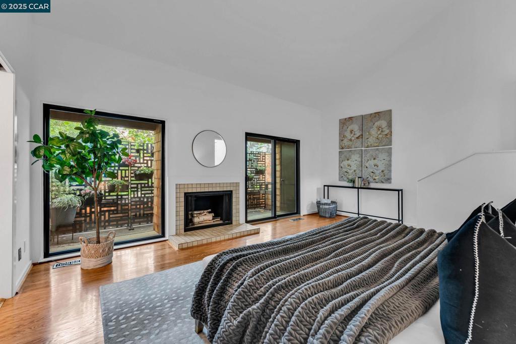TICE VALLEY OAKS - Residential