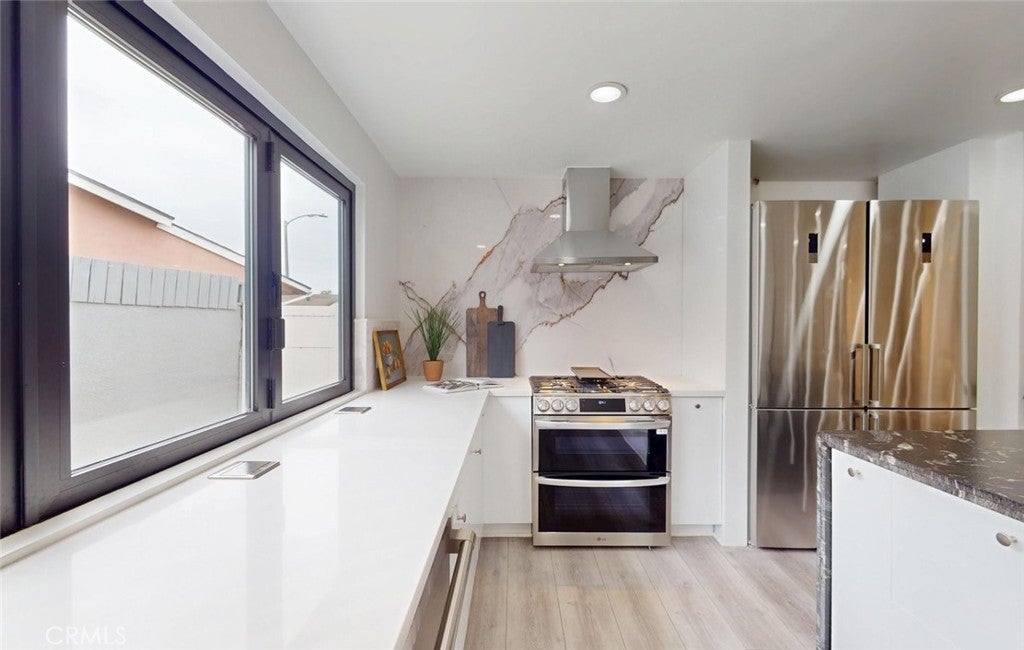 5781 Rogers, Huntington Beach CA 92649 - Photo 16