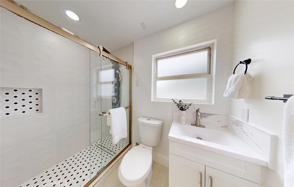 5781 Rogers, Huntington Beach CA 92649 - Photo 30