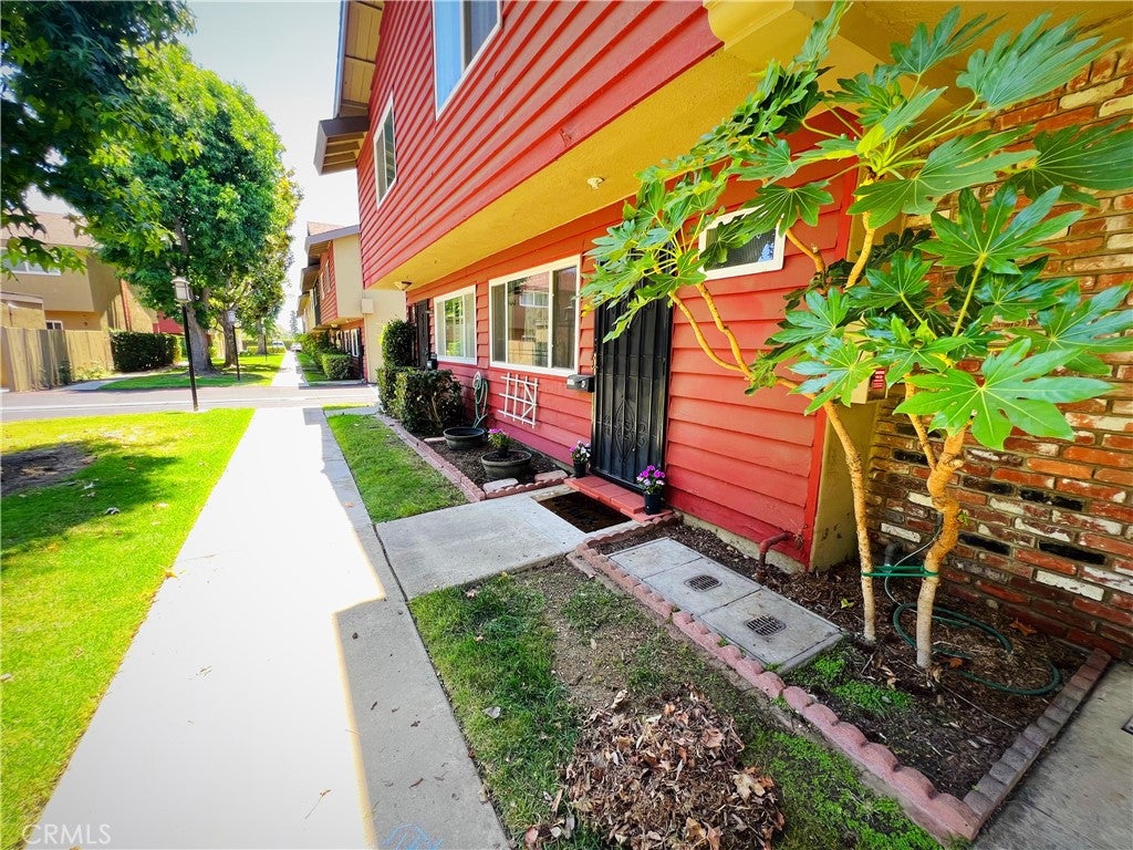 13666 Red Hill 63