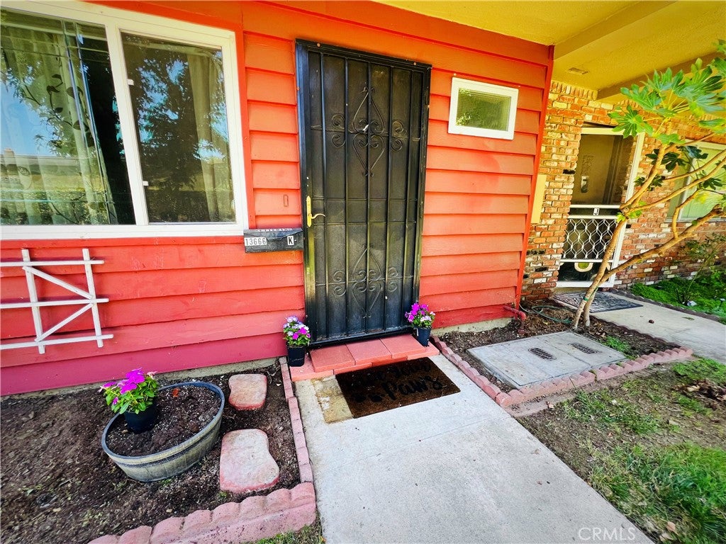 13666 Red Hill 63
