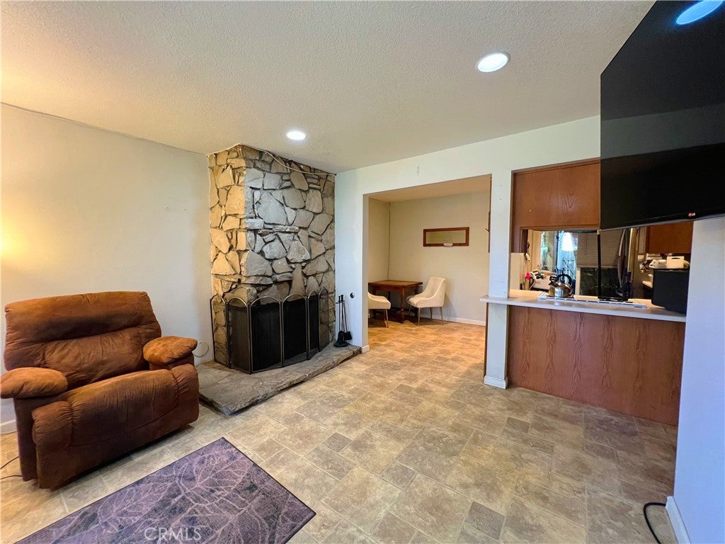 13666 Red Hill 63