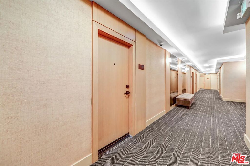 Photo of 999 N Doheny Drive #306, West Hollywood, CA 90069 (MLS # 25614331)