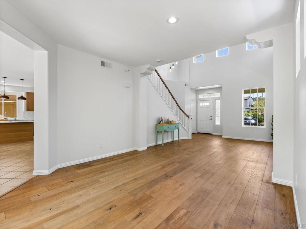 4308 Calle Mar De Ballenas