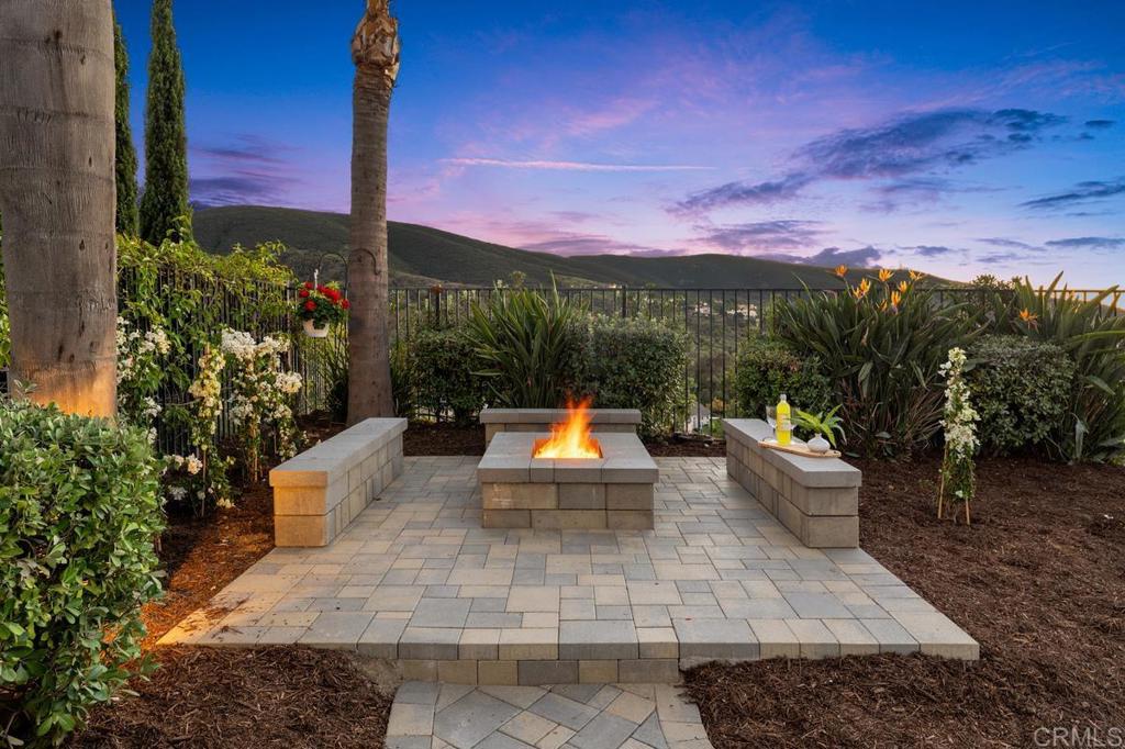 866 Windridge Circle