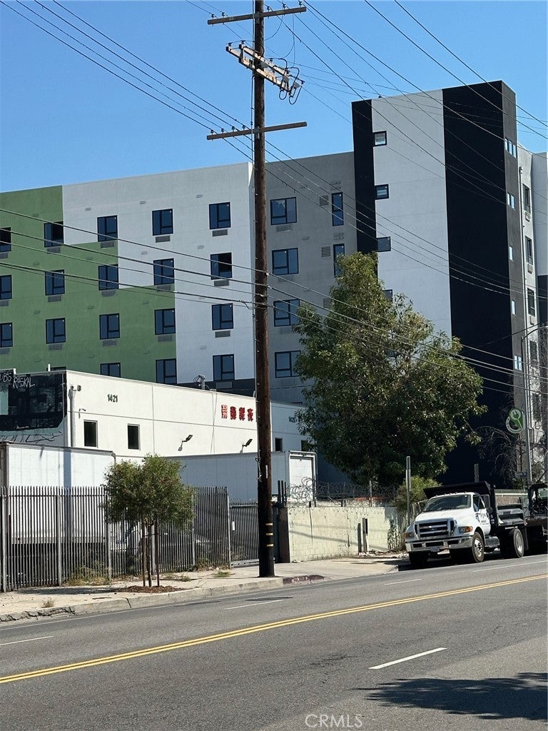 1401 N Main Street