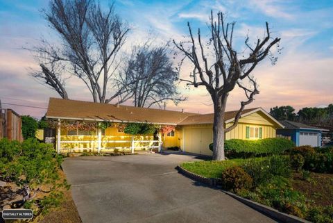 Photo of 1000 Wood Duck Avenue, Santa Clara, CA 95051 (MLS # ML82039431)