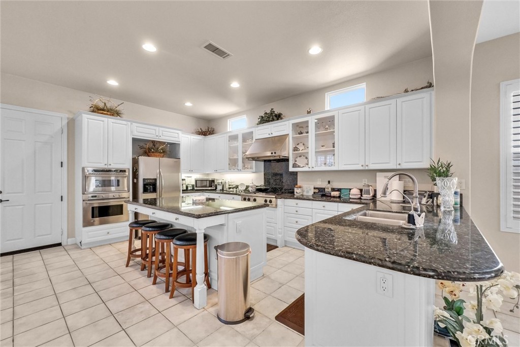 Benchley Hill (BENH) - Residential Lease