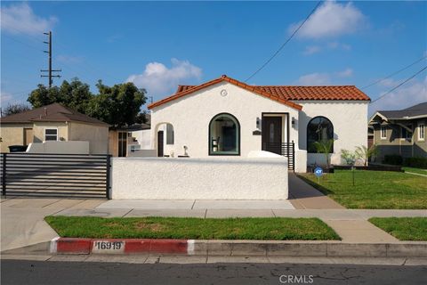 16919 Ardmore Avenue Bellflower CA 90706