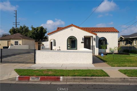 16919 Ardmore Avenue Bellflower CA 90706