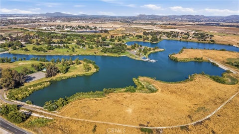 Photo of 2201 Bloomfield Ln, Corona, CA 92882 (MLS # TR26192294)