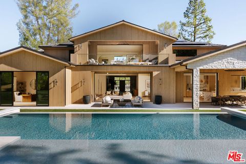 Photo of 5287 Round Meadow Road, Hidden Hills, CA 91302 (MLS # 26641623)