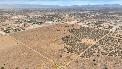 Photo of 9602 Cedar Street, Phelan, CA 92371 (MLS # HD26209825)