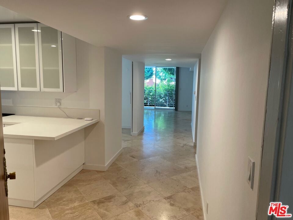 Photo of 9297 Burton Way #1, Beverly Hills, CA 90210 (MLS # 26985641)