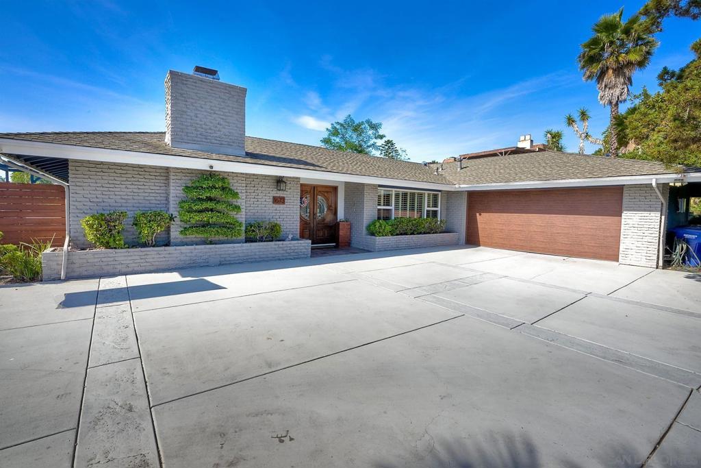 1673 Hillsmont Dr