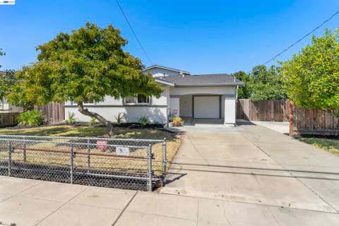 Photo of 43143 Gatewood St ST, Fremont, CA 94538 (MLS # 41144140)