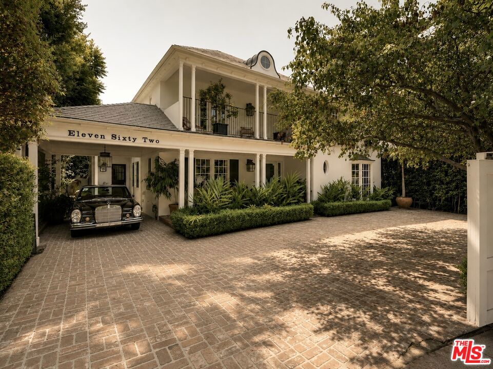 1162 N Wetherly Drive