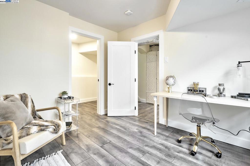 OAKLAND - Residential