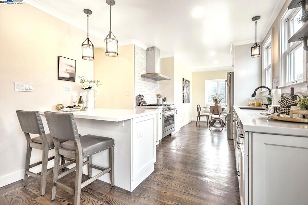 OAKLAND - Residential