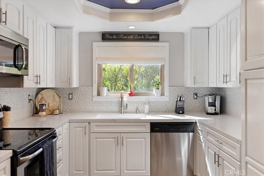 Laguna Niguel, California 92677, United States, 2 Bedrooms Bedrooms, ,2 BathroomsBathrooms,Residential,Active,229716