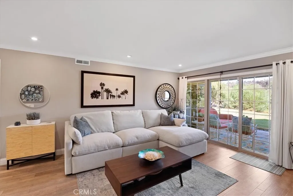 Laguna Niguel, California 92677, United States, 2 Bedrooms Bedrooms, ,2 BathroomsBathrooms,Residential,Active,229716