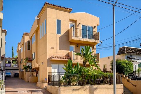 Photo of 10118 Fernglen #1, Tujunga, CA 91042 (MLS # GD25247857) Photo of 10118 Fernglen #1, Tujunga, CA 91042 (MLS # GD25247857)