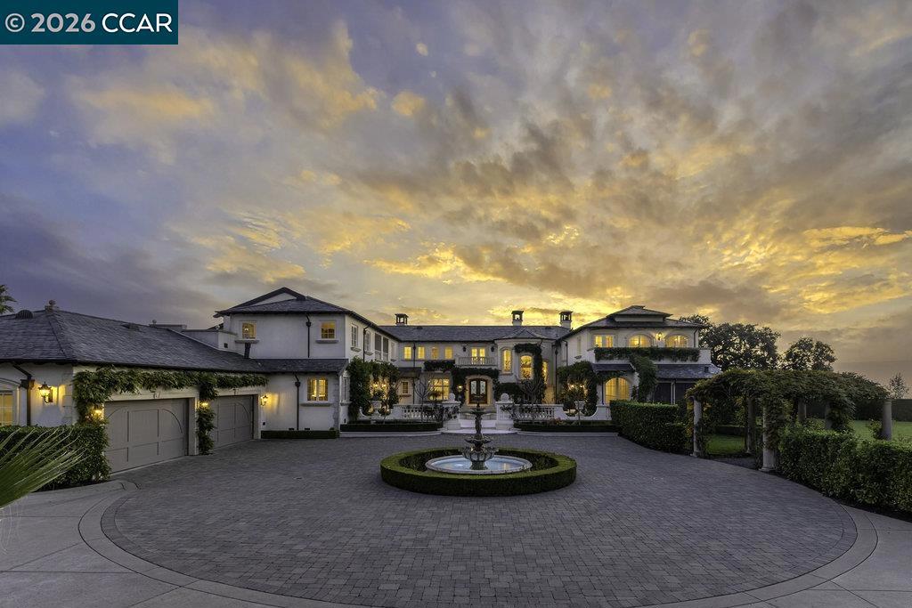 10 Serenity Ln