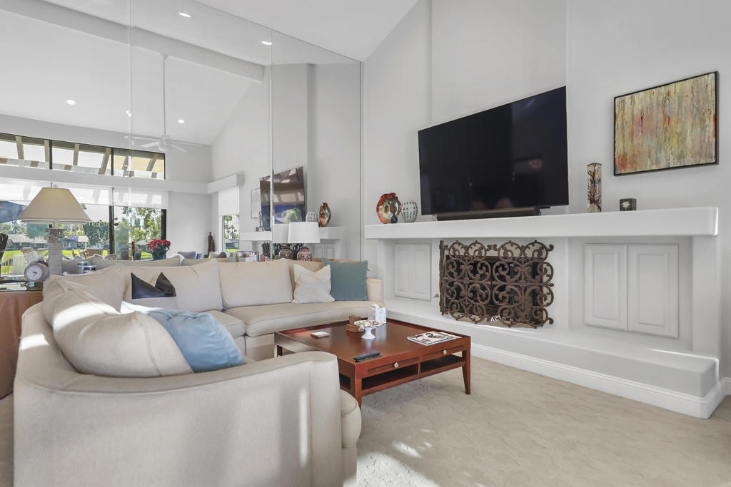 209 Bouquet Canyon Drive