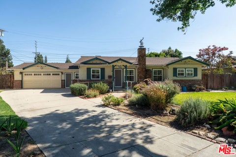 Photo of 622 E Sandra Avenue, Arcadia, CA 91006 (MLS # 26876825)